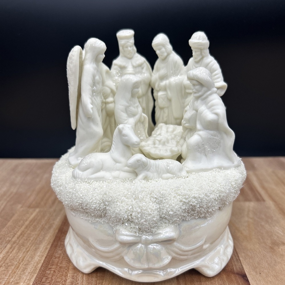 Cracker Barrel Nativity Music Box Silent Night Works Perfectly Christmas Glitter